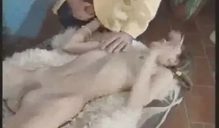 الحقيقية المرة الأولى عن طريق سكس عربي سكس مصري الفم الشرج للقلق الآن