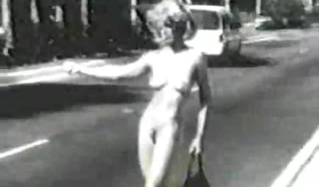 واحد على واحد مبادلة يوم سكس مصرى لبنانى السبت, جوليا آن