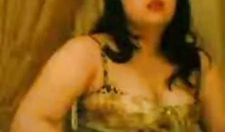 رجل من الفرقة البريطانية-الجمال افلام سكس عربية مصرية
