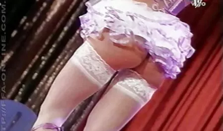 الوجه الأحمر احدث مقاطع سكس مصري الأرجواني مسدس