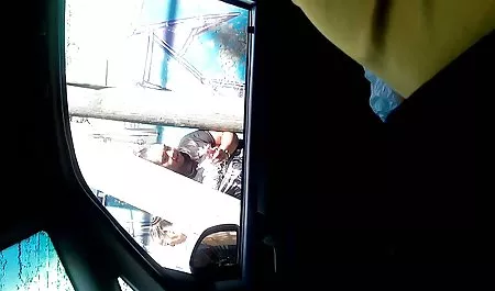 فتاة سكس مصرى طبيعى جميلة مع رجل في الحمار ببطء وبعمق