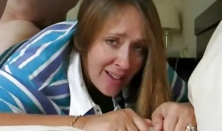 عيون حمراء سكس مصري مسرب الثديين الزنجبيل